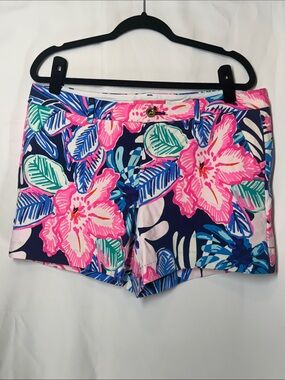 Women’s Floral Print Cotton Blend Shorts in Pink & Navy